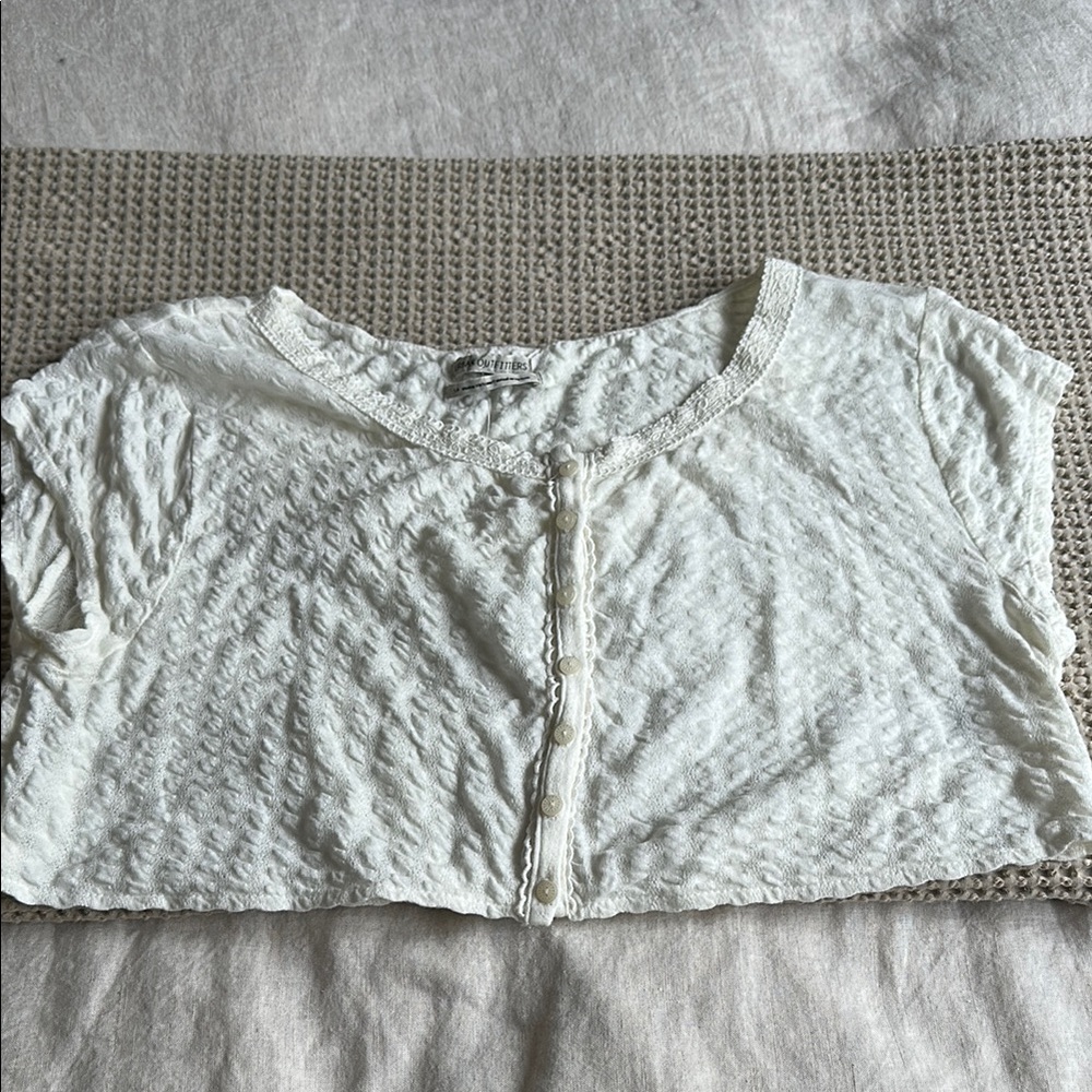 Urban Outfitters Cropped Tshirt